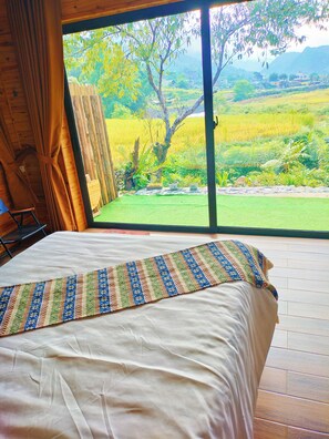 Chambre Double, vue vallée