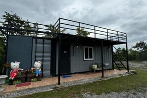 Room - Inthanin Pool Villa (Nam Nao)