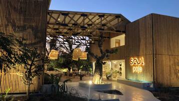 Apartment, 2 Bedrooms | Exterior