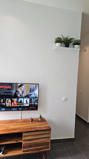 Apartment, 2 Bedrooms | Interior