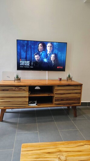 Apartment, 2 Bedrooms | Room amenity
