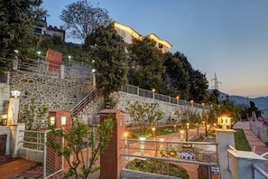 Fachada da propriedade