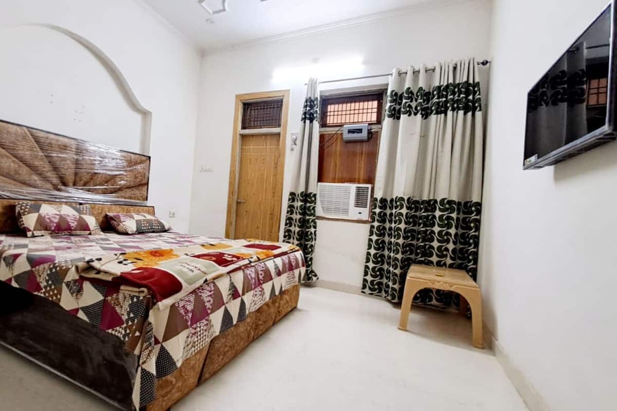 Wi-Fi de cortesia, roupa de cama