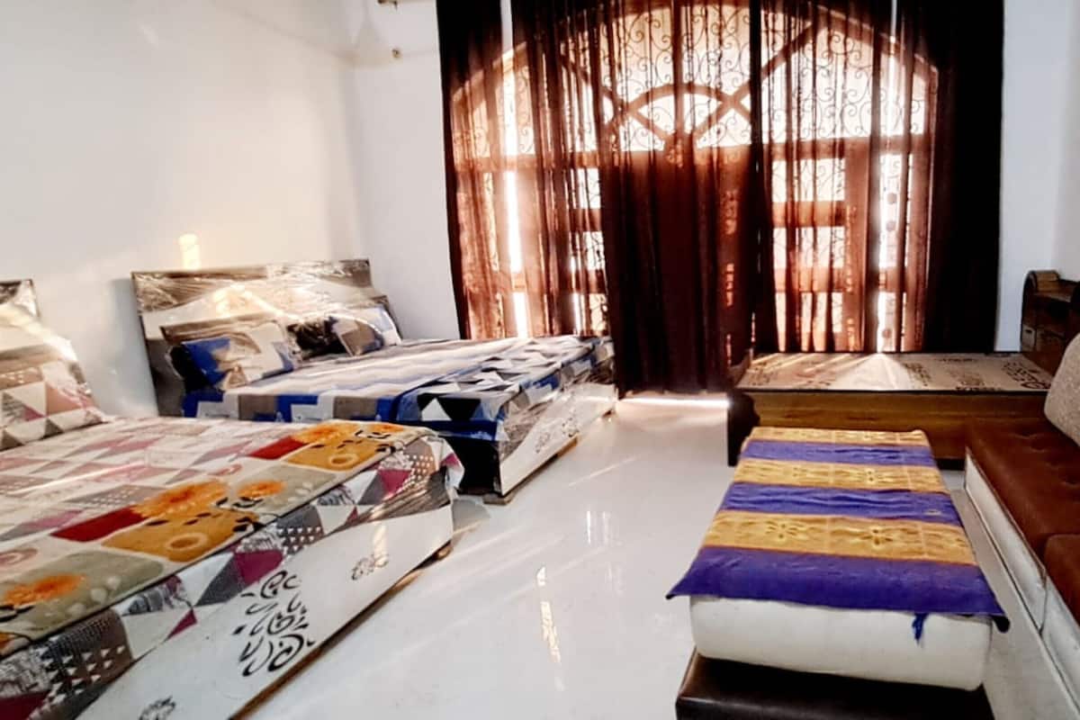 Quarto grand, vista para a cidade | Wi-Fi de cortesia, roupa de cama