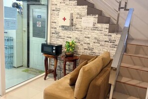 Unclassified image, 5 of 8, button - Cozy Residence Patong (Phuket)
