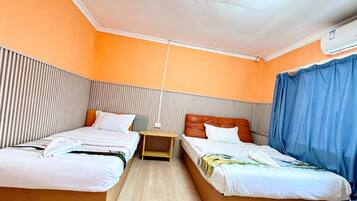 Classic Twin Room, City View | Blackout curtains, soundproofing, free WiFi