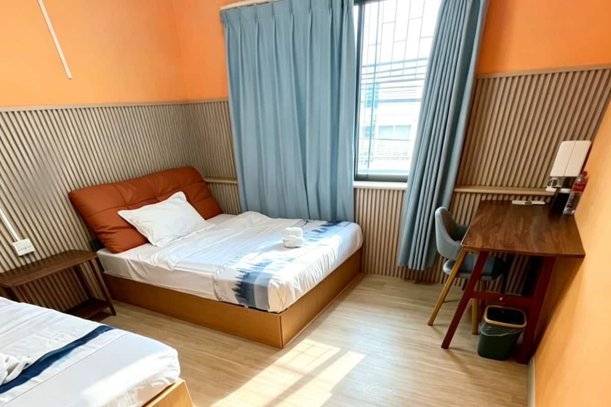 Classic Twin Room, City View | Blackout drapes, soundproofing, free WiFi