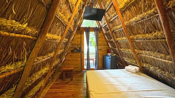 Premium bedding, free WiFi, bed sheets