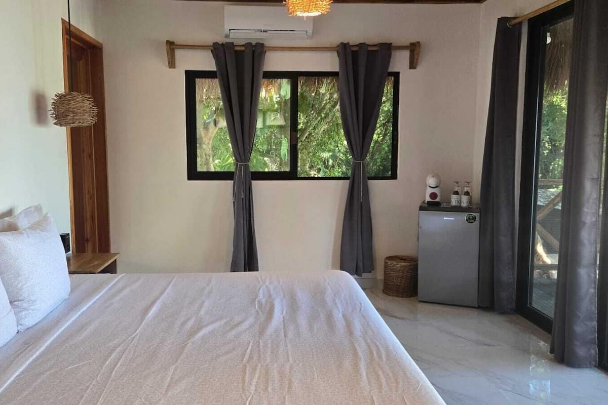 Deluxe Bungalow, Garden View
