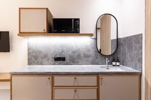 Room - Heritage Collection on Victoria - Mobile App Check-In (Singapore)