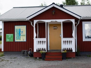 House | Exterior detail
