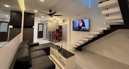 Kandi Suites 2BR with private Jacuzzi