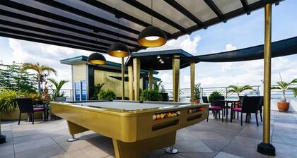 Kandi Suites 2BR with private Jacuzzi