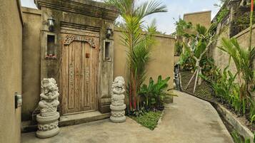 Bagian depan properti