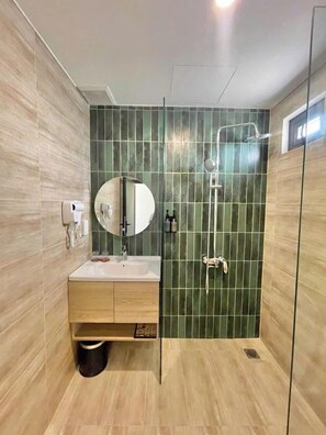 Deluxe-Doppelzimmer, Strandblick | Zimmerausstattung