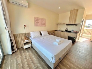 Family Suite, Beach View | Room amenity