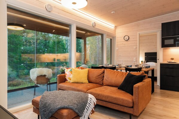 Superior Villa, Multiple Beds, Courtyard View | Living area | 40-inch flat-screen TV with cable channels - Modern 3BR Villa in Ruka Near Ski Slopes (Kuusamo)