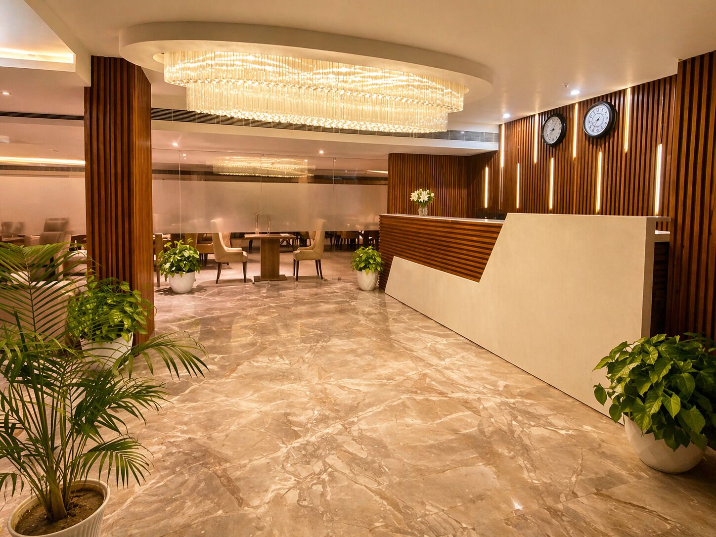 ฝ่ายต้อนรับ