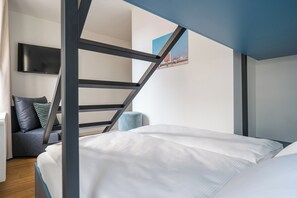 Laptop workspace, free WiFi - Homaris Nolli Studios (Berlin)