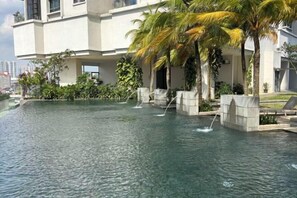 Piscina a l'aire lliure