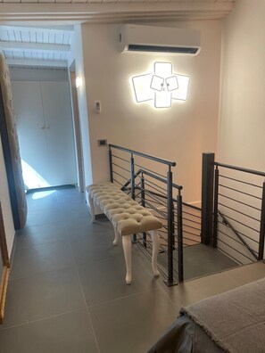 Villa, 2 habitaciones, patio | Tabla de planchar con plancha, wifi gratis y ropa de cama