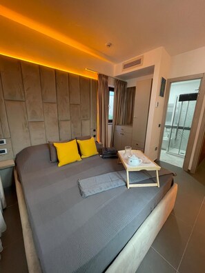 Villa, 2 habitaciones, patio | Tabla de planchar con plancha, wifi gratis y ropa de cama