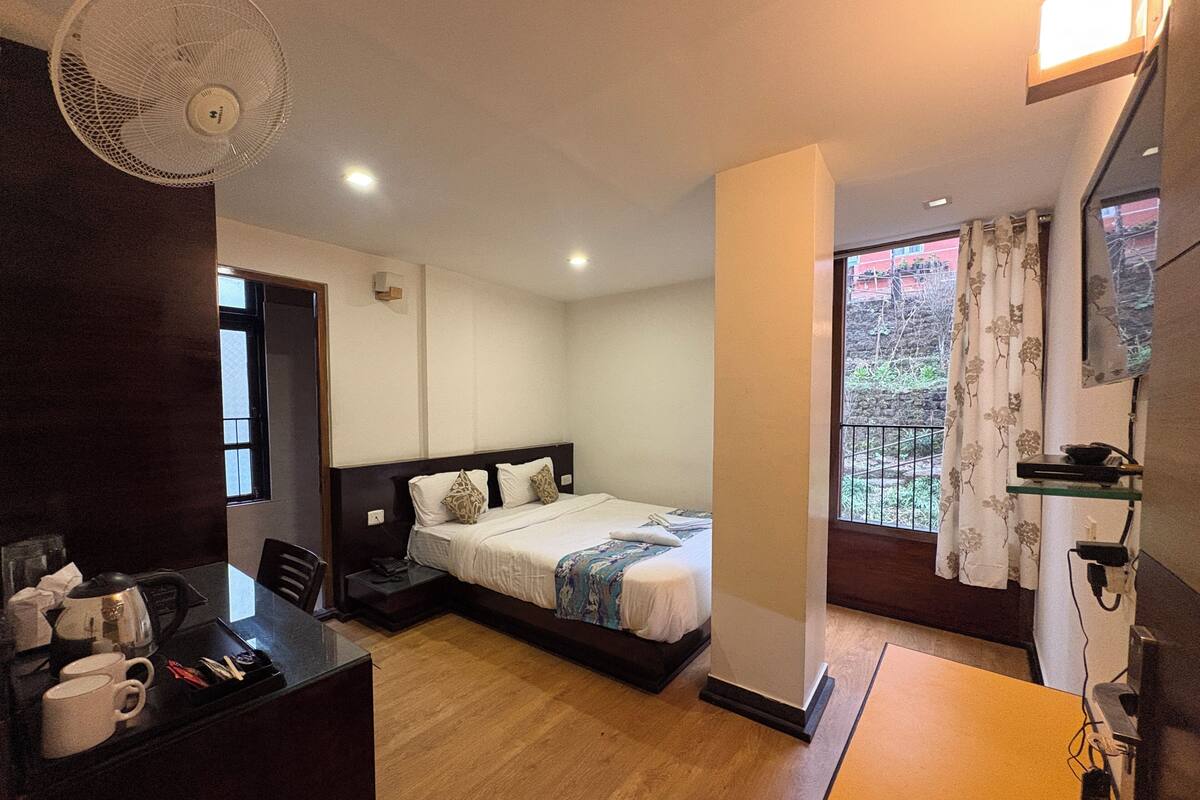 Habitación estándar, vistas a la ciudad | Wifi gratis