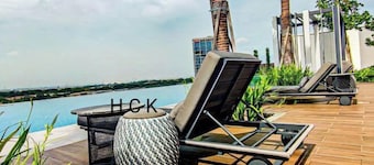 Mall Suite at Sunsuria Setia Alam by HCK