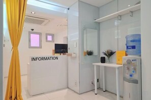 Lobby - Look Home Guesthouse in Myeong-dong (Seoul)