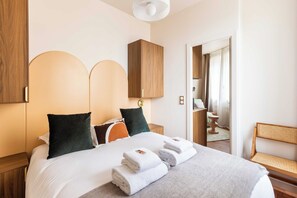 1 bedroom, desk, iron/ironing board, free WiFi