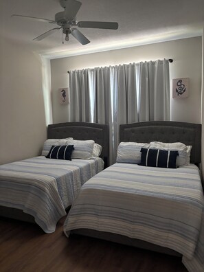 2 bedrooms, iron/ironing board, WiFi, bed sheets
