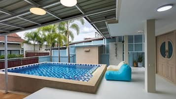 Udendørs pool