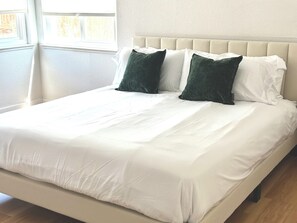 4 chambres, fer et planche  à repasser, Wi-Fi, draps fournis