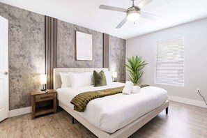 2 bedrooms, iron/ironing board, WiFi, bed sheets