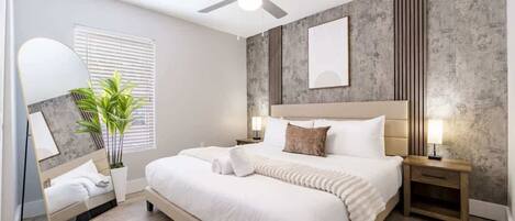 2 chambres, fer et planche à repasser, Wi-Fi, draps fournis