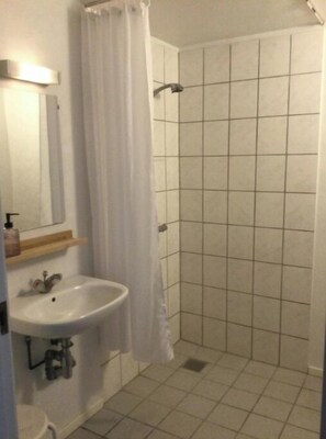 Bruser, håndklæder, Toiletpapir