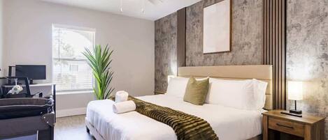 2 bedrooms, iron/ironing board, WiFi, bed sheets