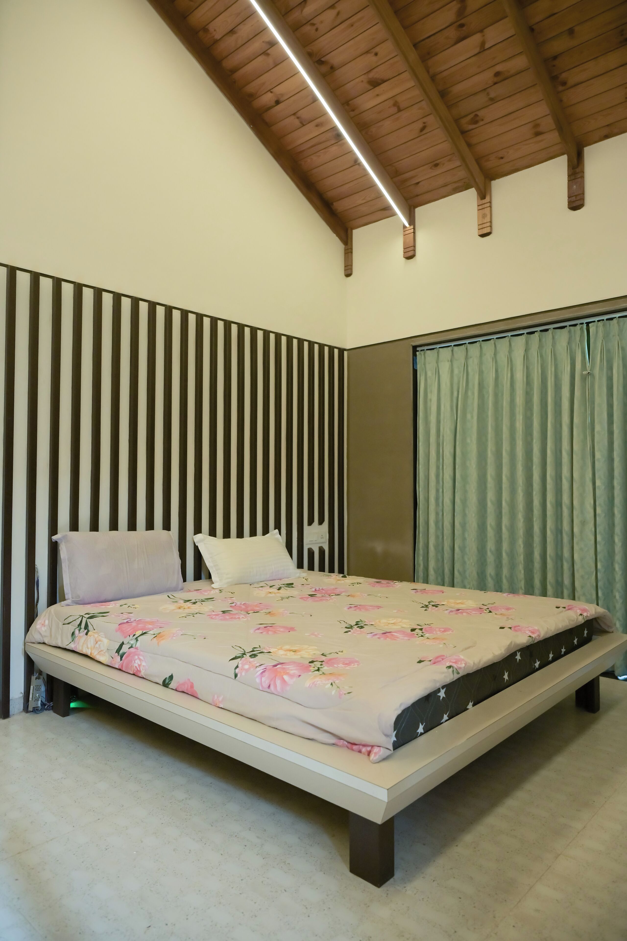 Deluxe Villa, City View