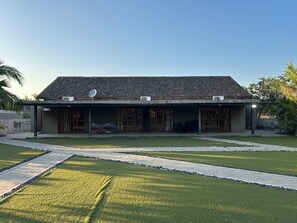 Mặt tiền nơi lưu trú