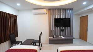 Exterior - Sankar Classic -  A Boutique Stay (Tharumapuri)