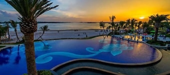 Full Sea View Country Garden Danga Bay 11-13pax
