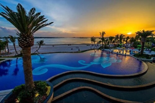 Full Sea View Country Garden Danga Bay 11-13pax