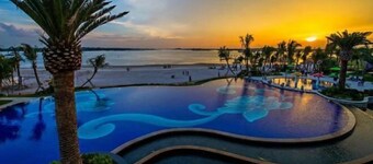 Full Sea View Country Garden Danga Bay 11-13pax