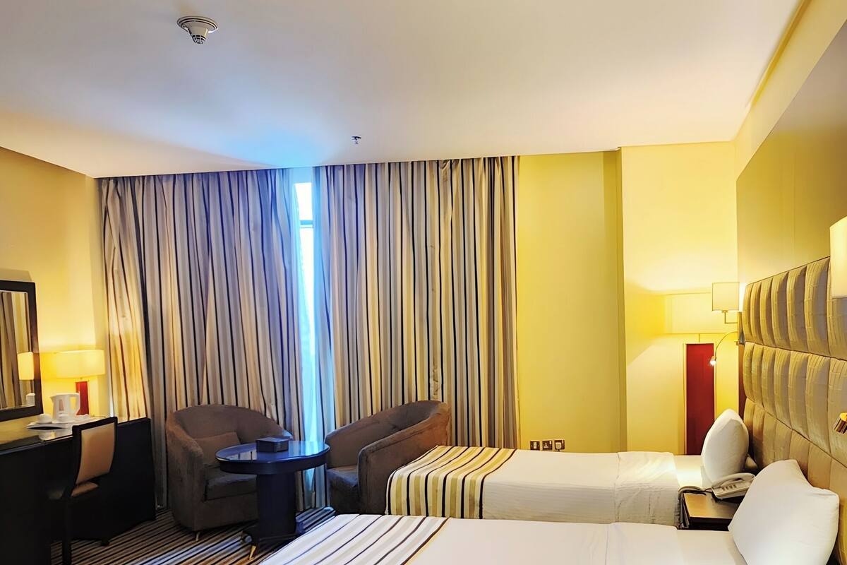 Quarto duplo luxo, vista para o mar | Cofres nos quartos, cortinas blackout, ferros/tábuas de passar roupa