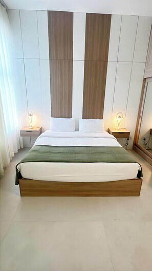 Executive Studio, City View | In-room safe, desk, laptop workspace, blackout curtains - Bloom Hotel (Kuwait City)