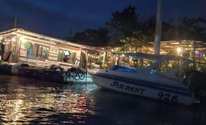 Marina - Baan GoLite Ko Kret (Pak Kret)