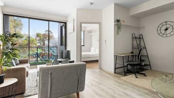 Apartment (1 Bedroom) | Interior