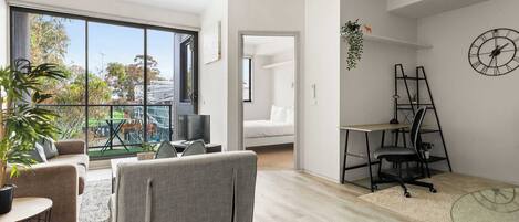 Apartment (1 Bedroom) | Interior