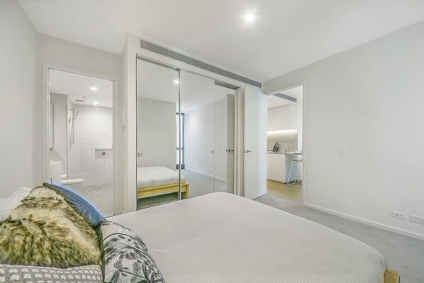Apartment (1 Bedroom) | Interior