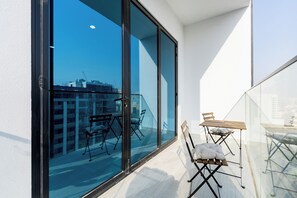 Deluxe Apartment, Balcony, City View | Balcony